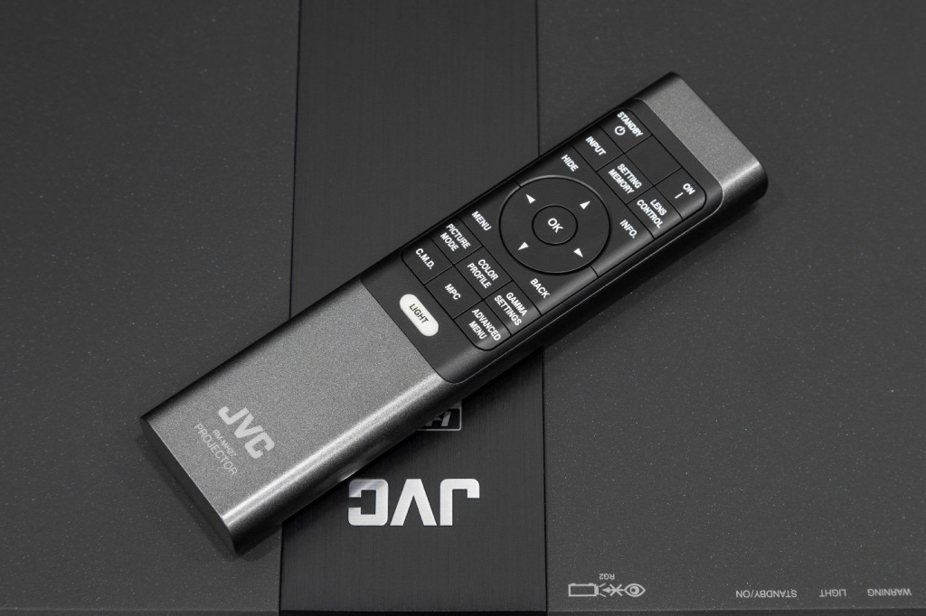 JVC DLA-NX9-5.jpg
